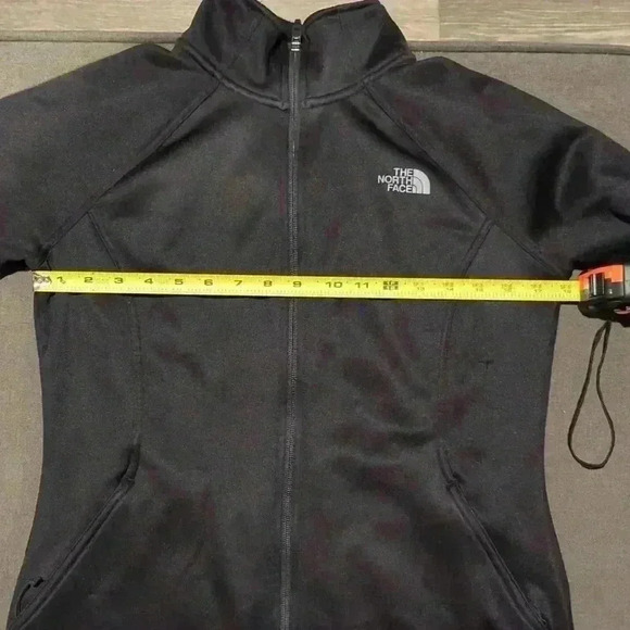 The North Face, medium, black jacket - Picture 7 of 7